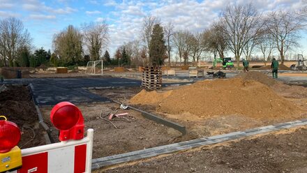 aktueller Stand der Bauarbeiten zum Dorfplatz in Hasselsweiler