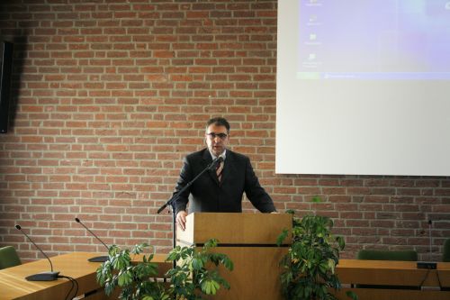 Bürgermeister Frantzen stellt die ernste Lage des Haushalts in Titz dar